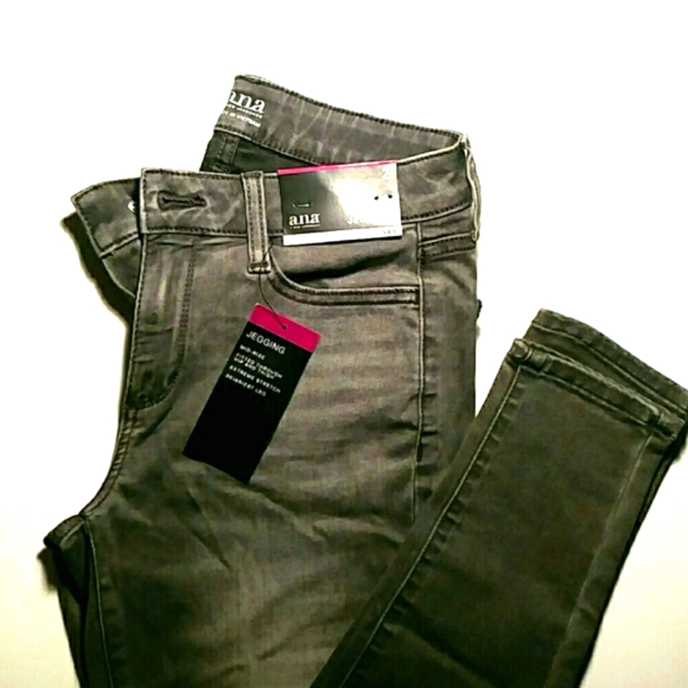 A.N.A Jeggings grey NWT skinny